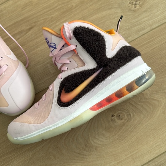 NIKE LEBRON 9 “KING OF LA” 2022 SNEAKERS - Picture 4 of 11